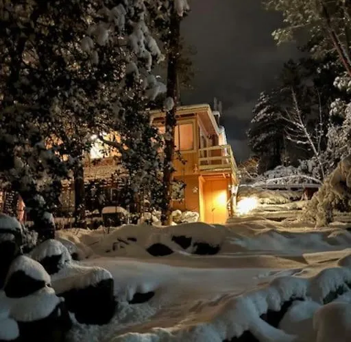 Dancing Pines Holiday home